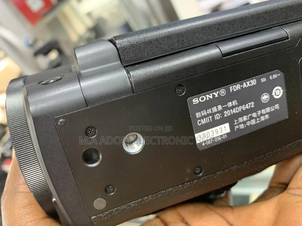 Sony AX30 UHD Camcorder With Wi-Fi · Photo 2