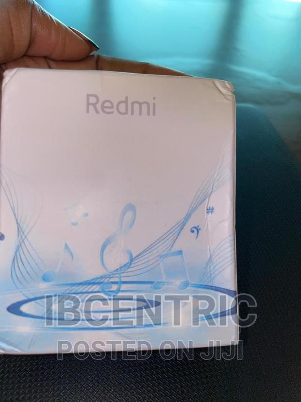 Redmi Wireless Bluetooth Earbuds · Photo 4