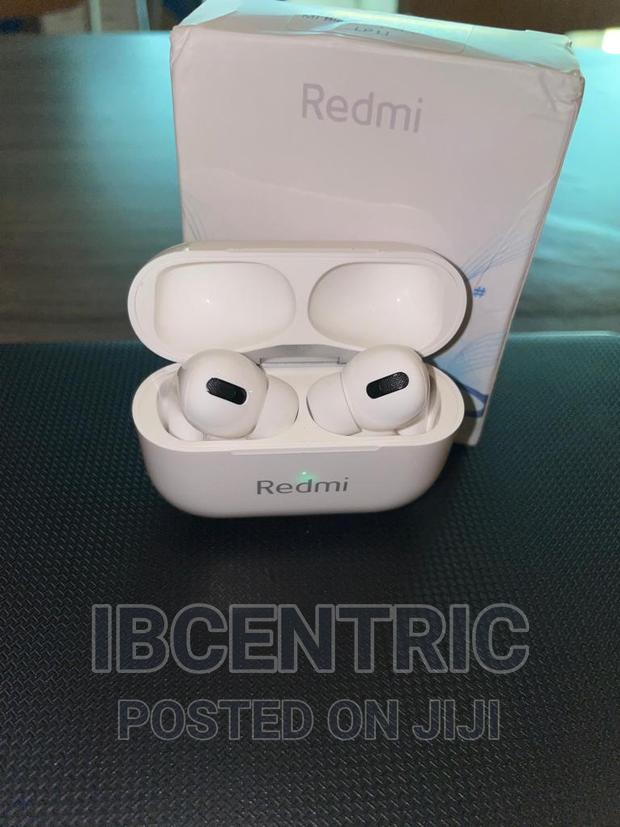 Redmi Wireless Bluetooth Earbuds · Photo 1