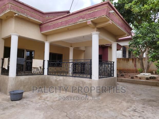 4bdrm House in Santasi Kotwi, Kumasi Metropolitan for sale · Photo 5
