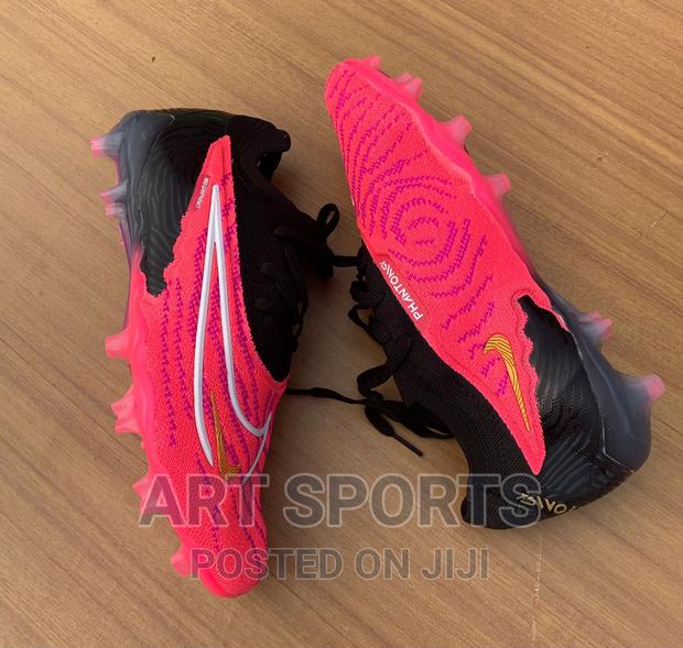 Nike Phantom GT Boot · Photo 2