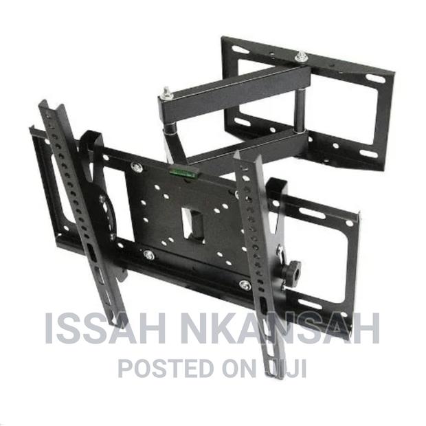 Universal Tv Mount · Photo 1