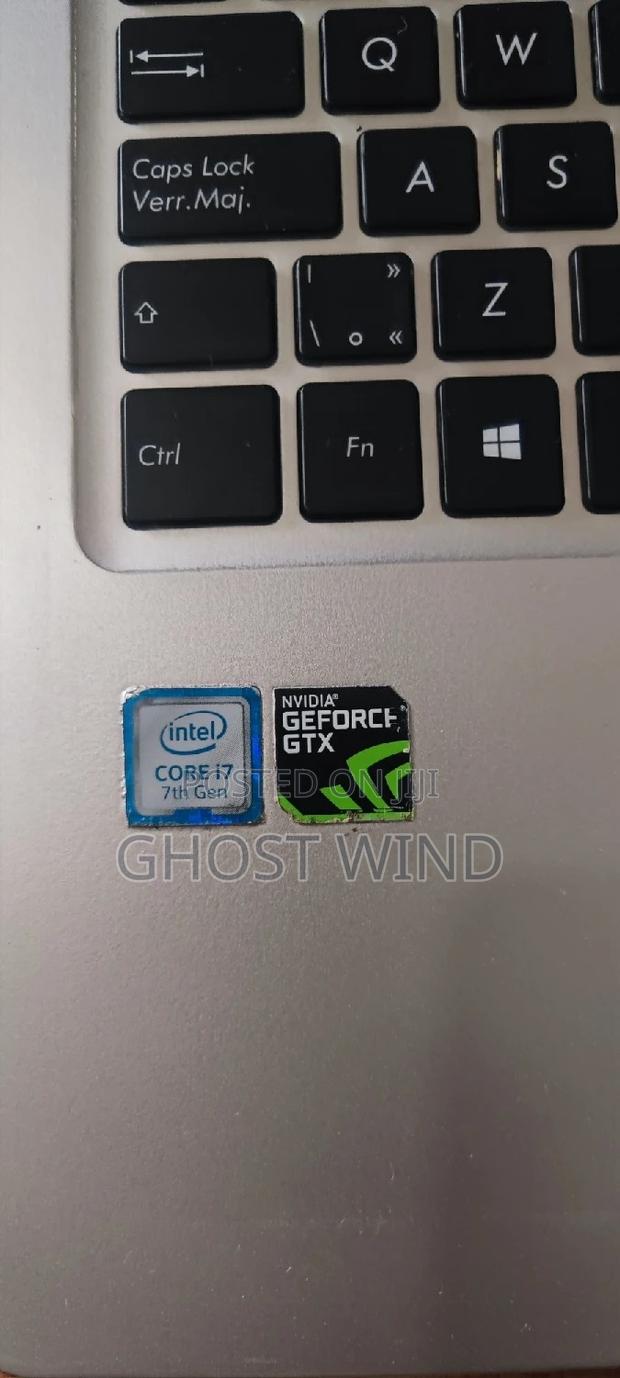 Laptop Asus VivoBook 15 X540NA 16GB Intel Core I7 HDD+SSD 128GB · Photo 1