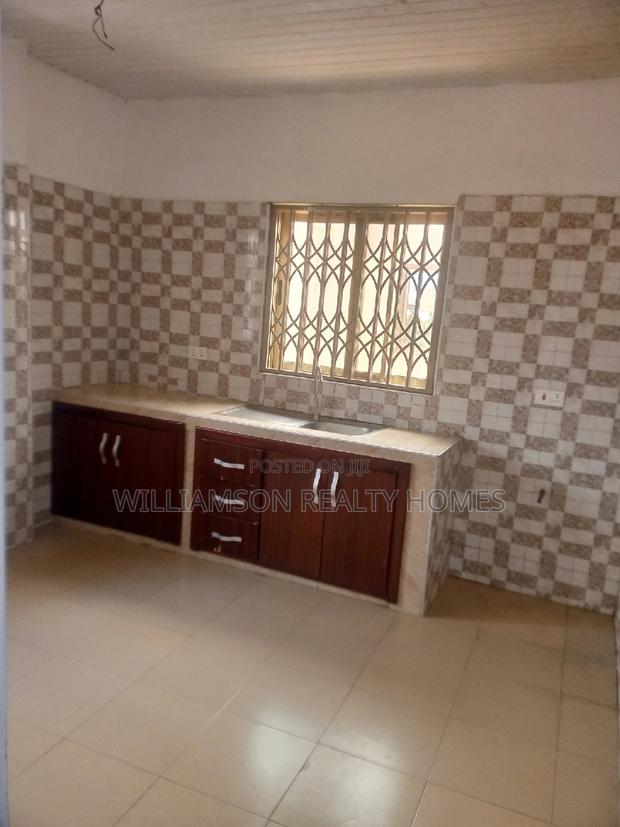 2bdrm Apartment in Community 18 Area, Spintex for rent · Photo 5