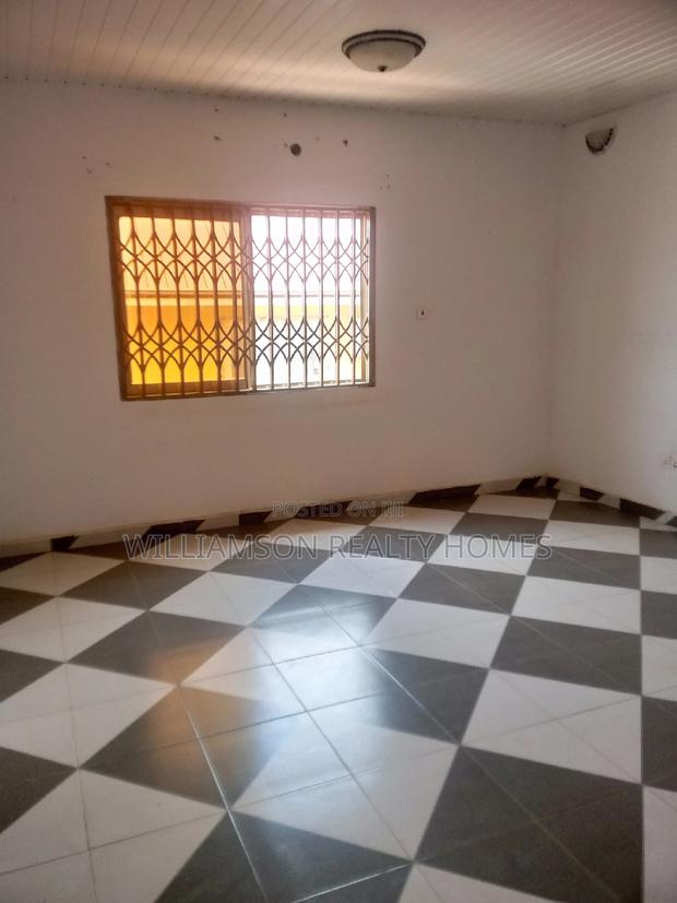 2bdrm Apartment in Community 18 Area, Spintex for rent · Photo 2