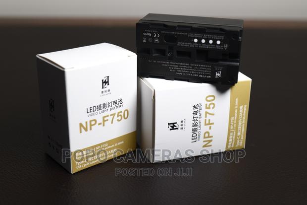 Original Laleader NP-F550, NP-F750 and NP-970 Batteries · Photo 1