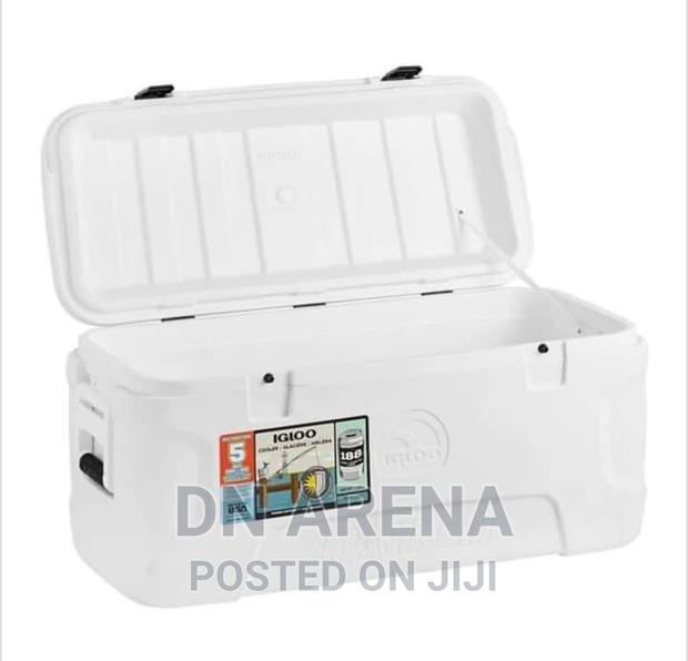 Igloo 150quart Ice Chest · Photo 1