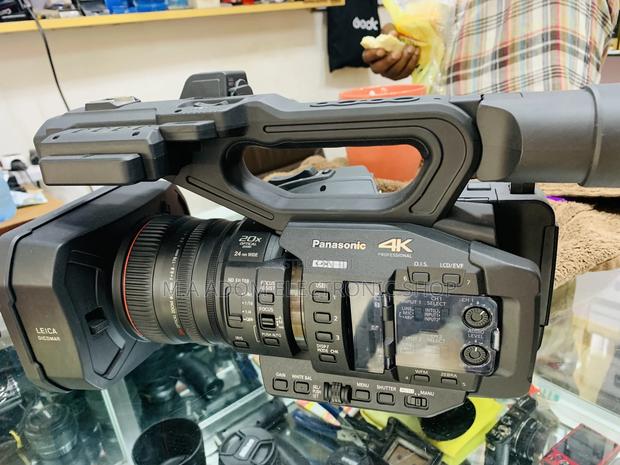 Panasonic Video Camera AG UX 180 · Photo 1