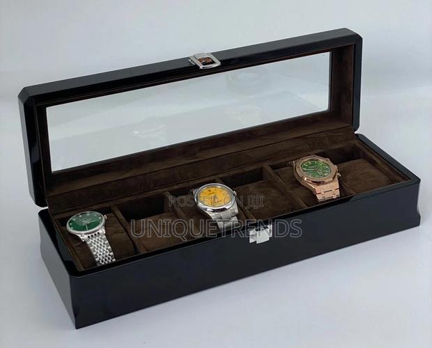 6 Slot Watch Organizer · Photo 1