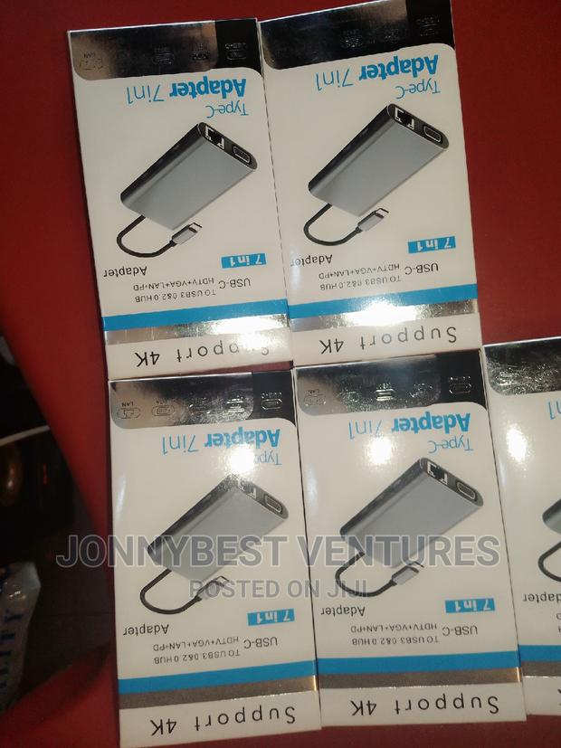 Type-C 7in1 Converter · Photo 4