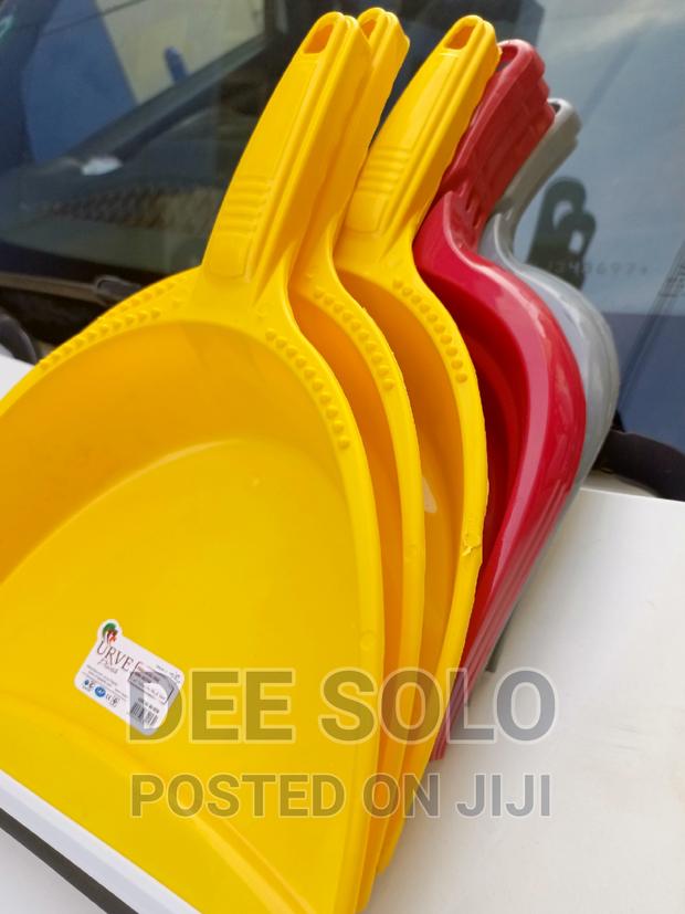 Dust Pan and Collector · Photo 3