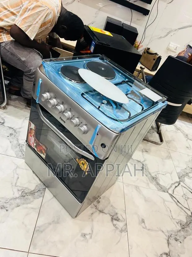 Choose Durable Ferre 60x60cm Glass Lid 2 + 2 Electric Cooker(Gray). · Photo 1