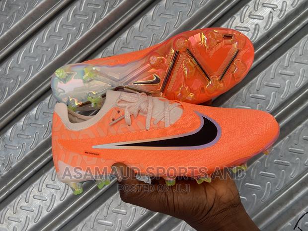 Original Football New Cleat at Cool Price · Photo 3