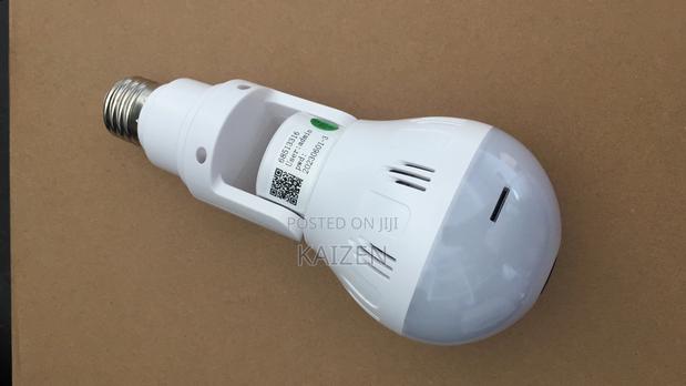 360 Degrees View Bulb Camera · Photo 4