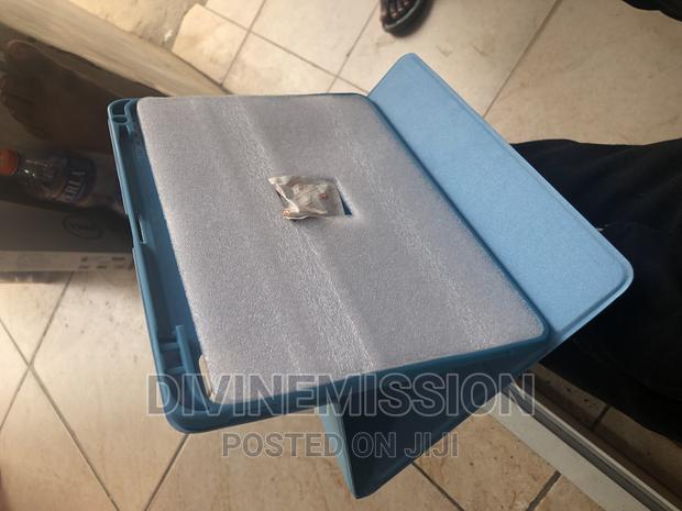 iPad Pro Original Cover · Photo 3