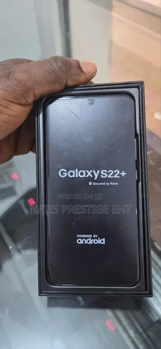 New Samsung Galaxy S22+ 5G 256 GB Black · Photo 1