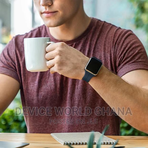 Pz Silicone Magnetic Buckle Strap/Bandfor Apple Watch · Photo 5