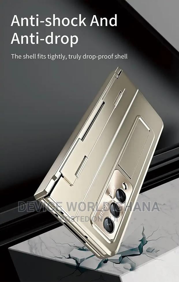 Level Hinge Protection Case for Samsung Z Fold 5 and Fold 4 · Photo 5