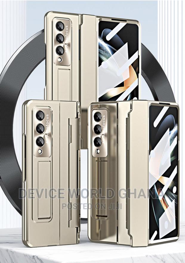 Level Hinge Protection Case for Samsung Z Fold 5 and Fold 4 · Photo 3