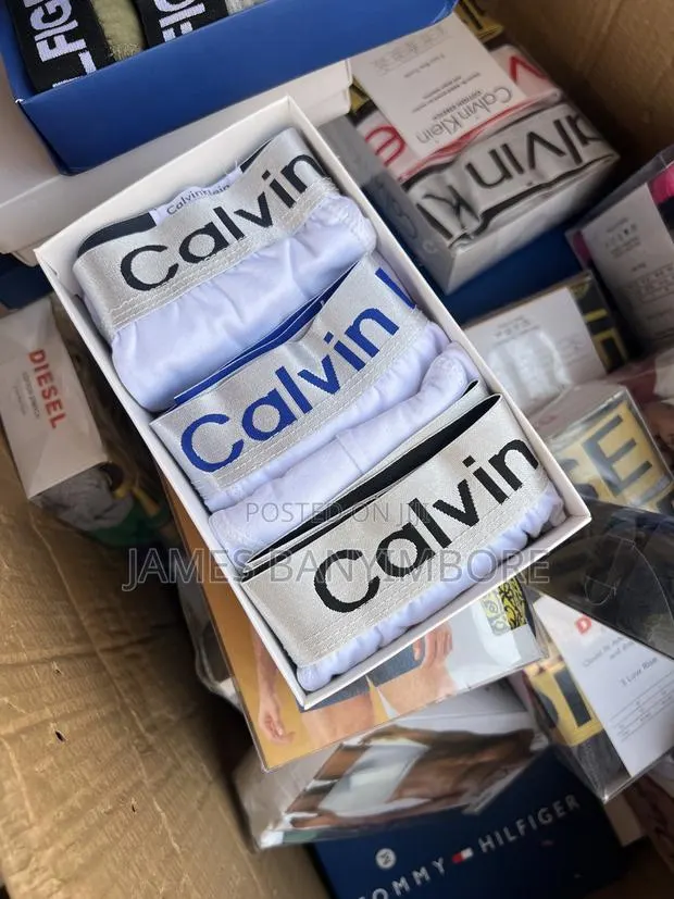 Boxes Short · Photo 1