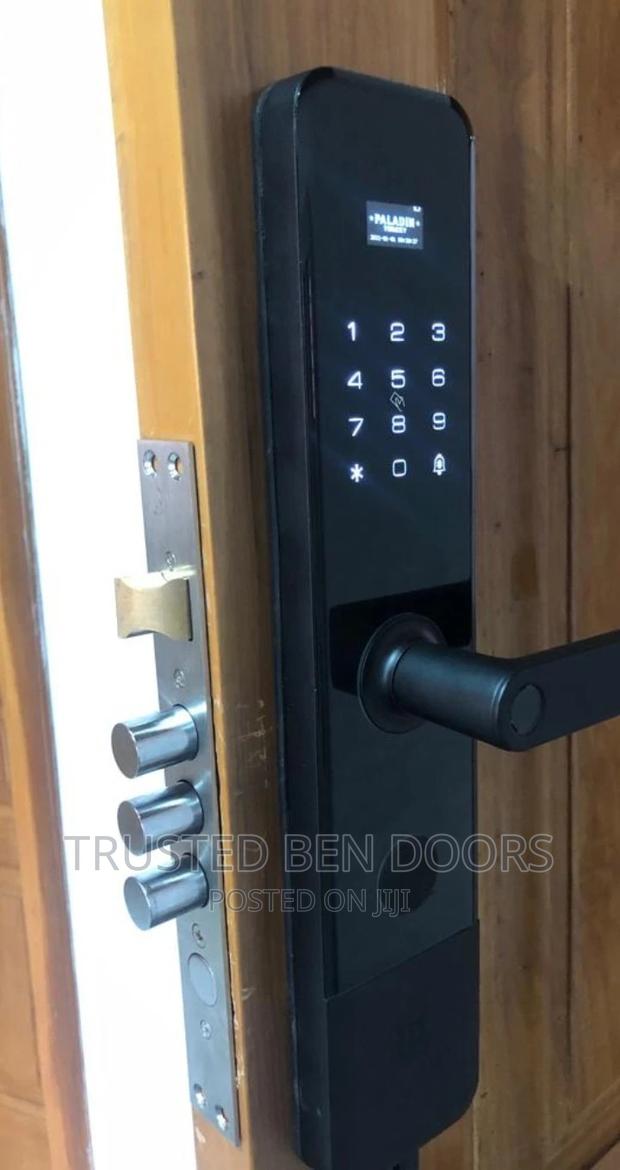 Paladin Turkey Biometric Smart Lock for Doors · Photo 1