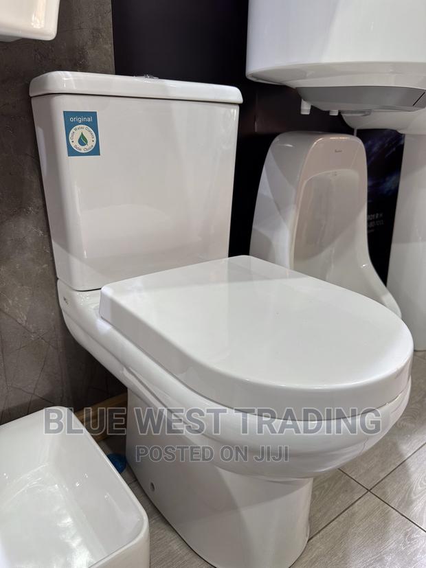 MCL Water Closet · Photo 1