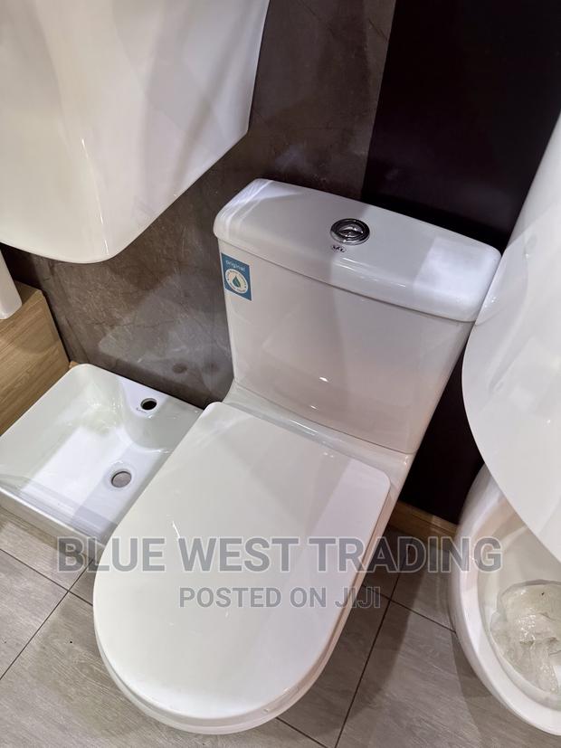 MCL Water Closet · Photo 4