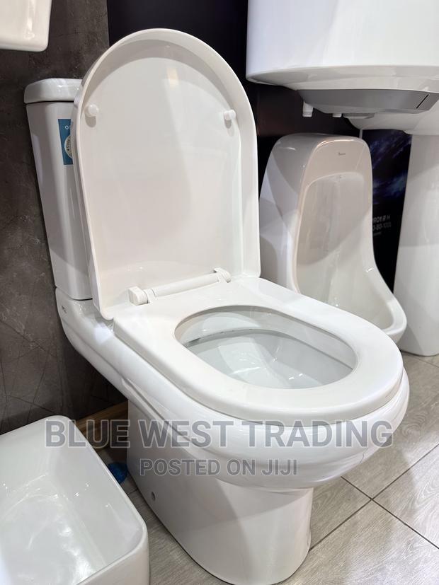 MCL Water Closet · Photo 2