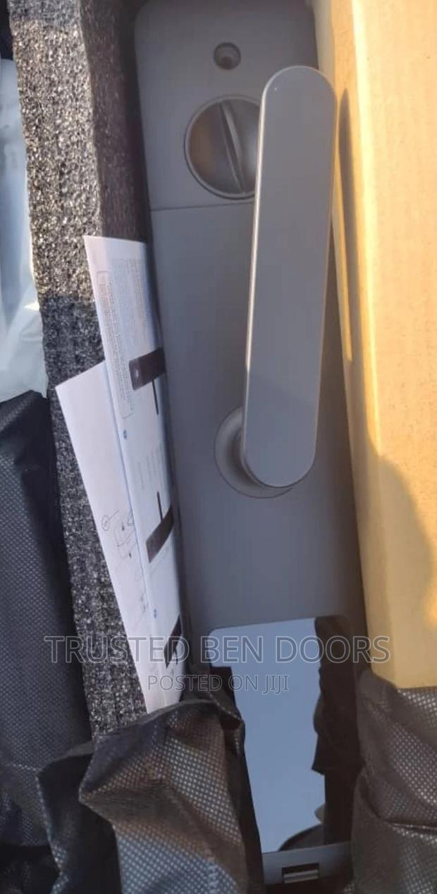 Paladin Universal Smart Biometric Door Locks · Photo 1