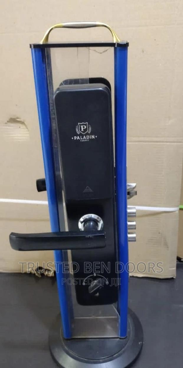 Durable Paladin Turkish Smartlocks for All Weather · Photo 1