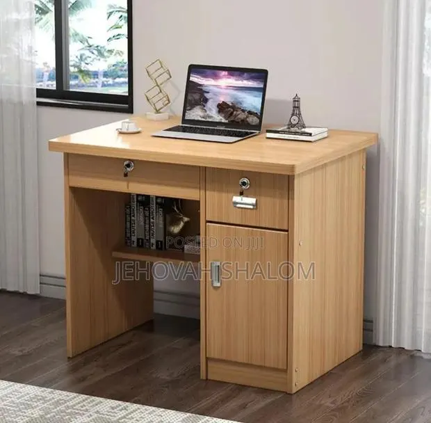 Study Table · Photo 1