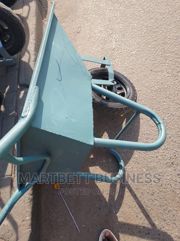Local Strong Wheelbarrows · Photo 3