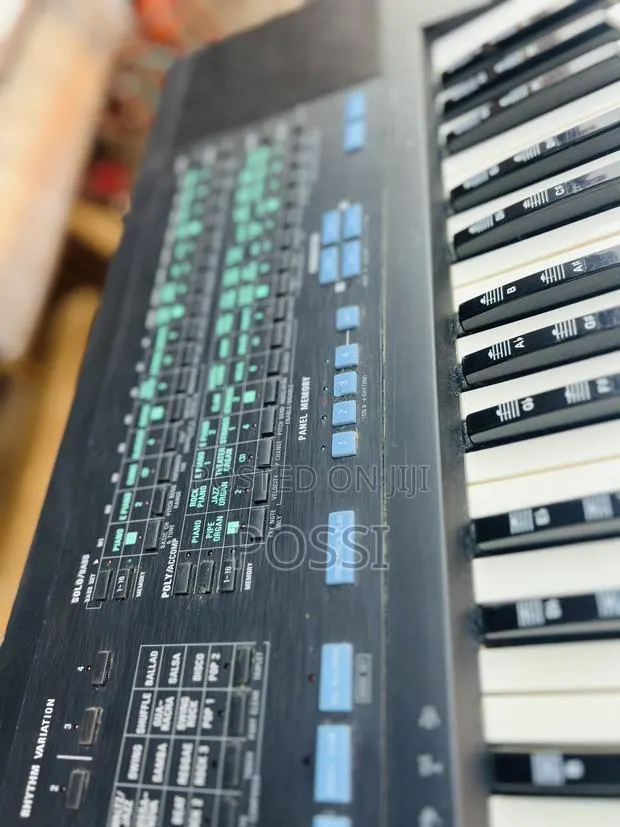 Technics AX 5 Professional Keyboard · Photo 1