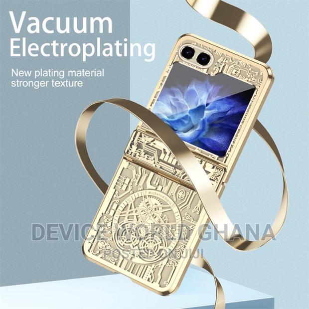 Byscoon Plate Case Available for Samsung Z Flip 5 N Z Flip 4 · Photo 3