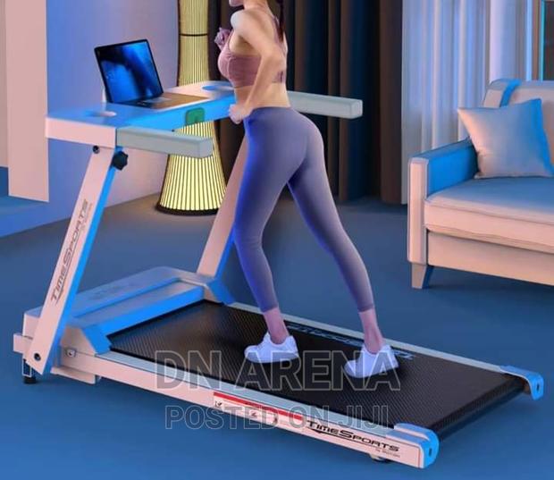 JICAN 1-10km/H Adjustable Speed Folding Electric Treadmill · Photo 2