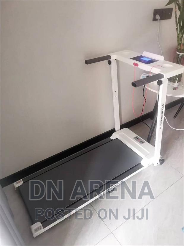 JICAN 1-10km/H Adjustable Speed Folding Electric Treadmill · Photo 1