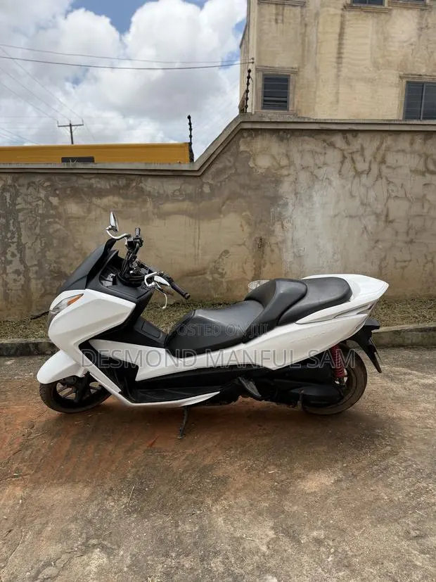 Honda Forza 2020 White · Photo 1