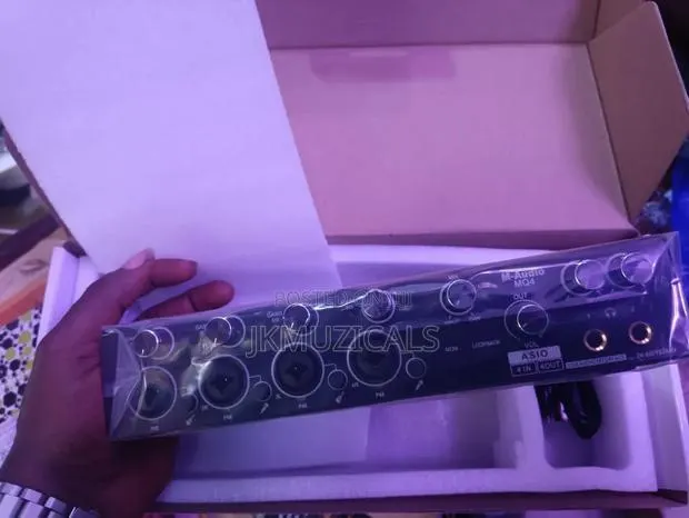 4in × 4out Audio Interface Sound Card · Photo 1