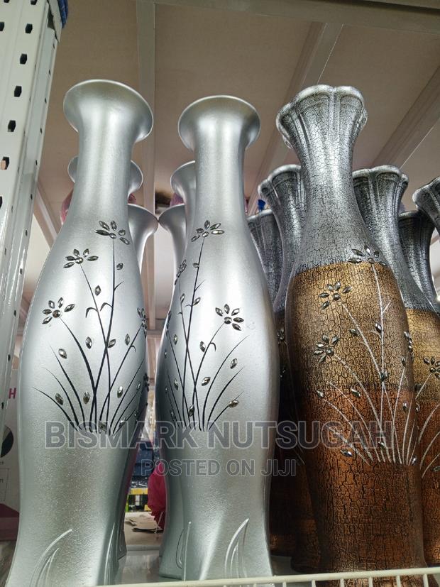 Flower Pot for Sale · Photo 6