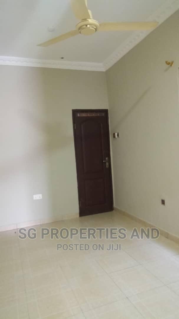 4bdrm House in Batsonaa, Spintex for rent · Photo 4