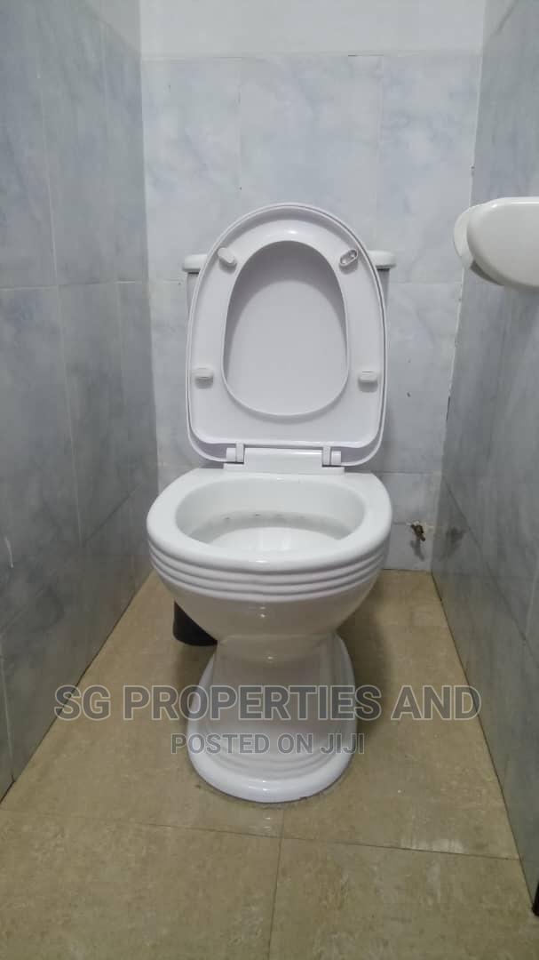 4bdrm House in Batsonaa, Spintex for rent · Photo 7