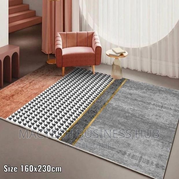 Centre Rugs · Photo 2