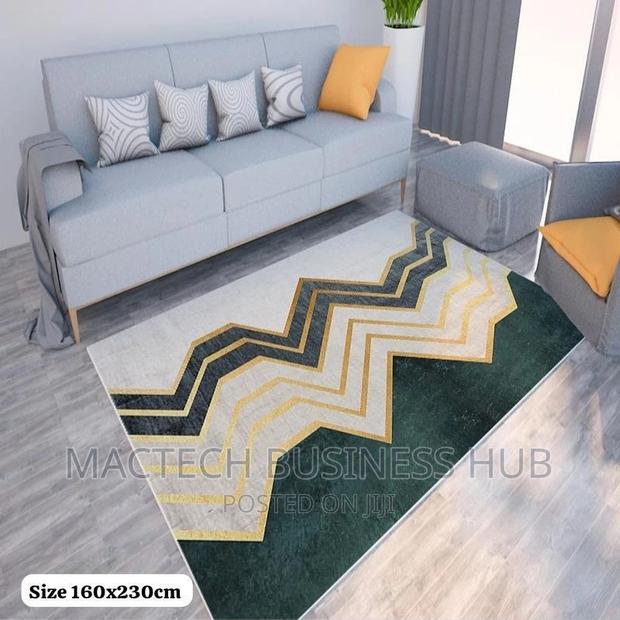 Centre Rugs · Photo 4