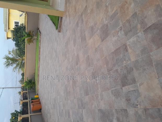 2bdrm Duplex in Ofankor for rent · Photo 1