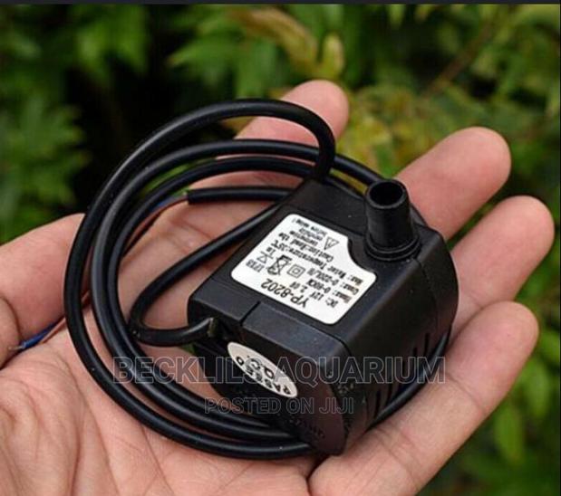 5 Watts Mini Submersible Water Fountain Pumps · Photo 3