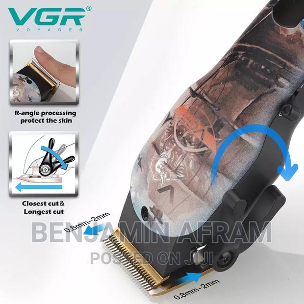 Original VGR Barbering Machine · Photo 2