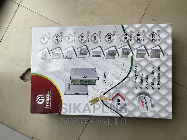 99 Key Cabinet · Photo 1