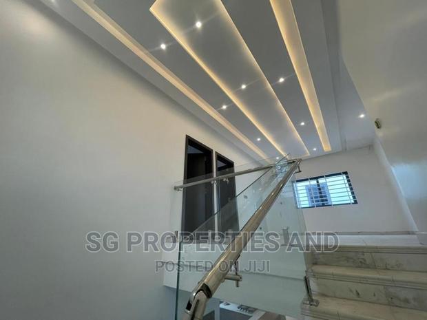 4bdrm Mansion in Community 18, Spintex for sale · Photo 6