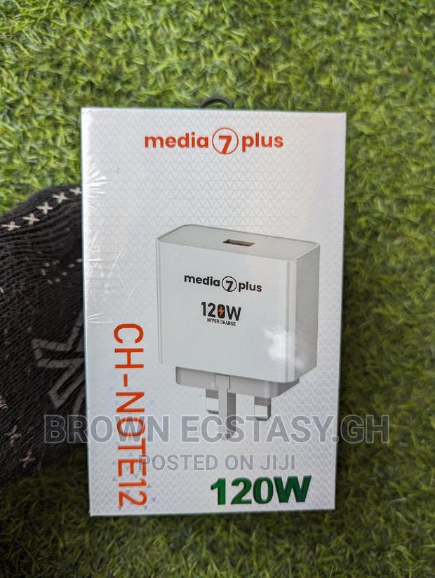 120 Watts Super Fast Charger · Photo 1