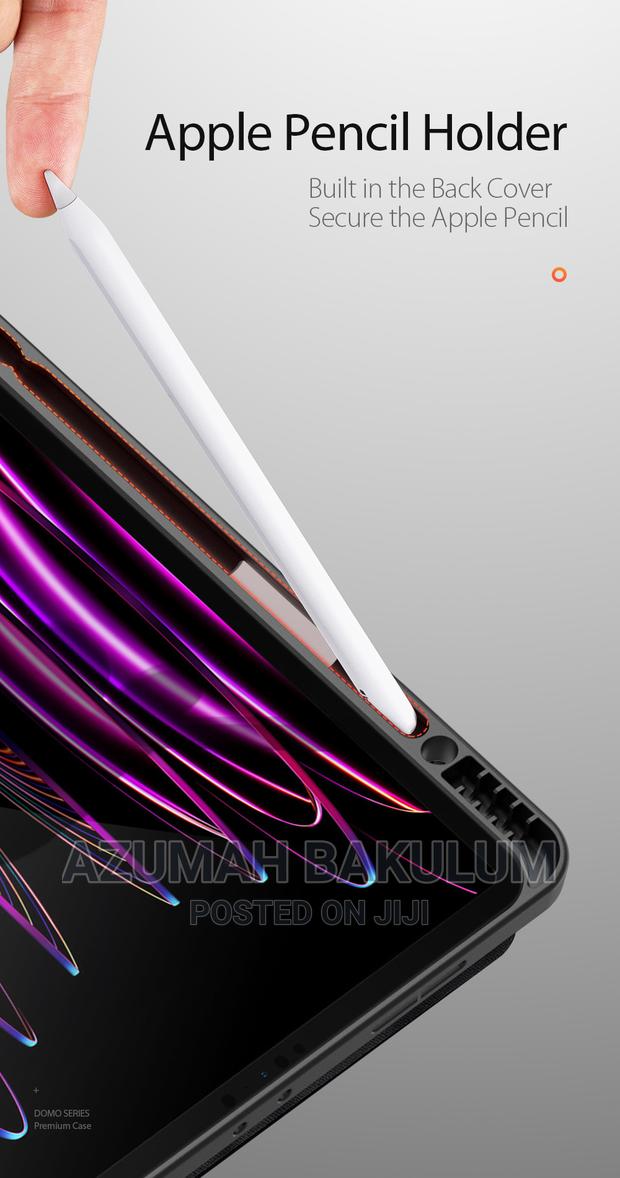 iPad Pro 12.9 (2020) Dux Ducis Domo Series Cover · Photo 3